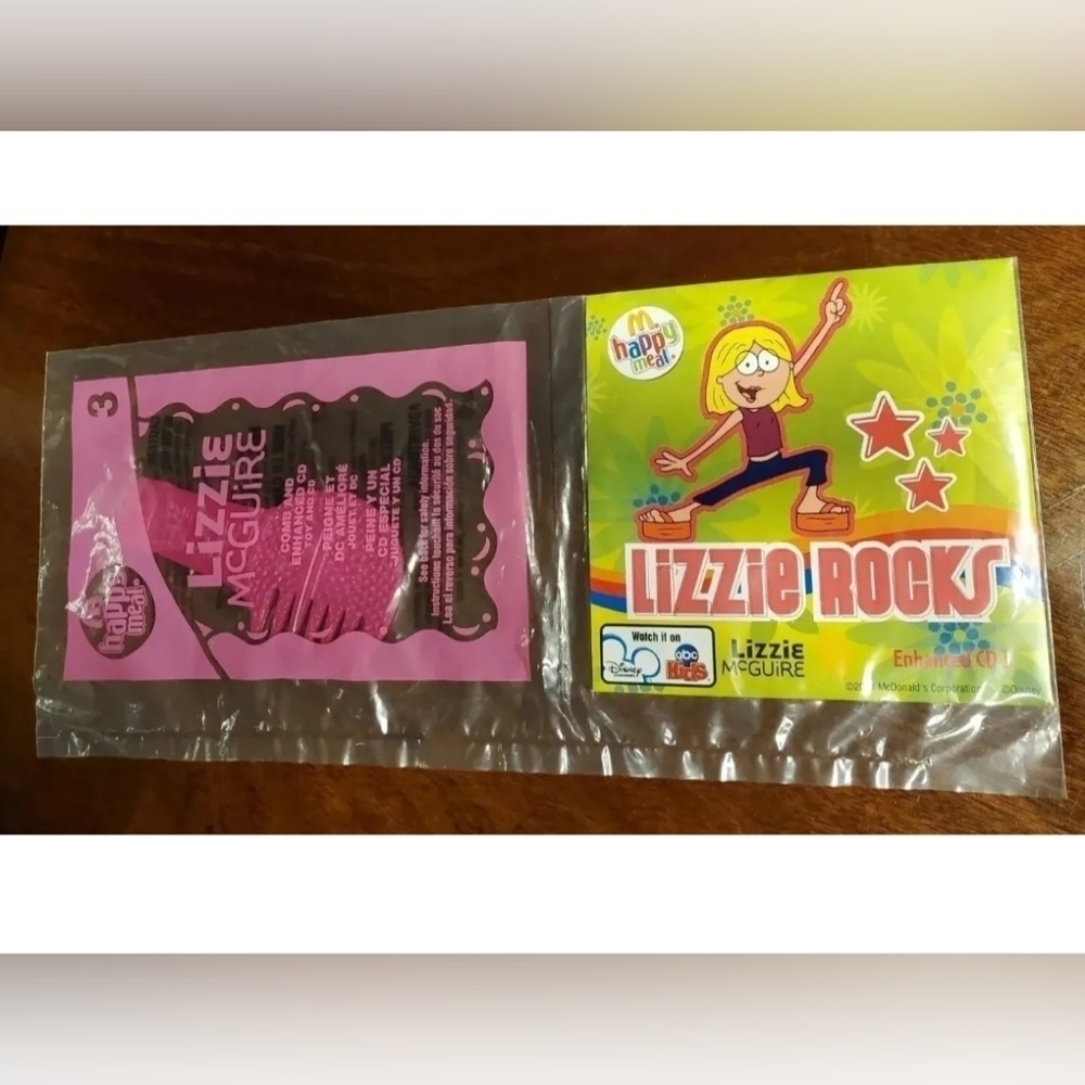 2004 McDonalds Happy Meal Lizzie Rocks Lizzie McGuire Enhanced CD3 & Comb